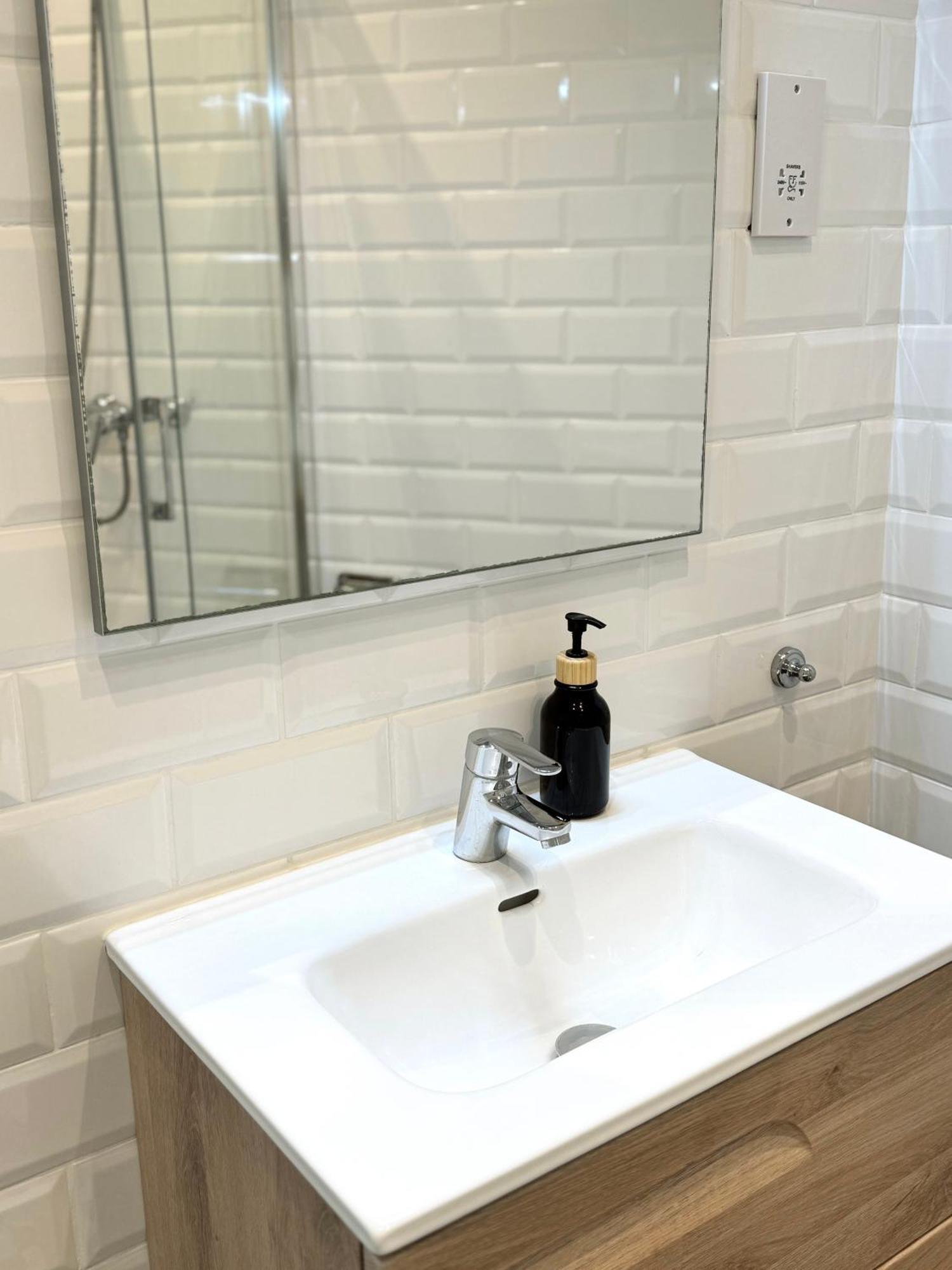 Stylish City Centre Studio - Grand Central House Gibraltar Exteriér fotografie